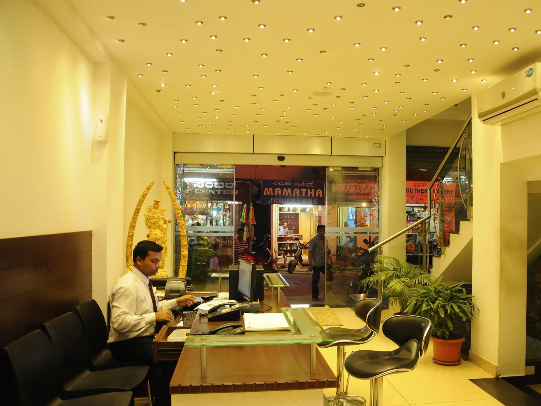 Hotel Sri Krishna Residency Udupi Kültér fotó